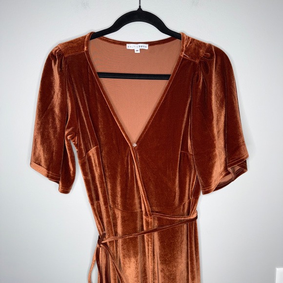 Baltic Born Meghan Velvet Wrap Maxi Dress Rust Flutter Sleeve High Slit Size M - Picture 5 of 9